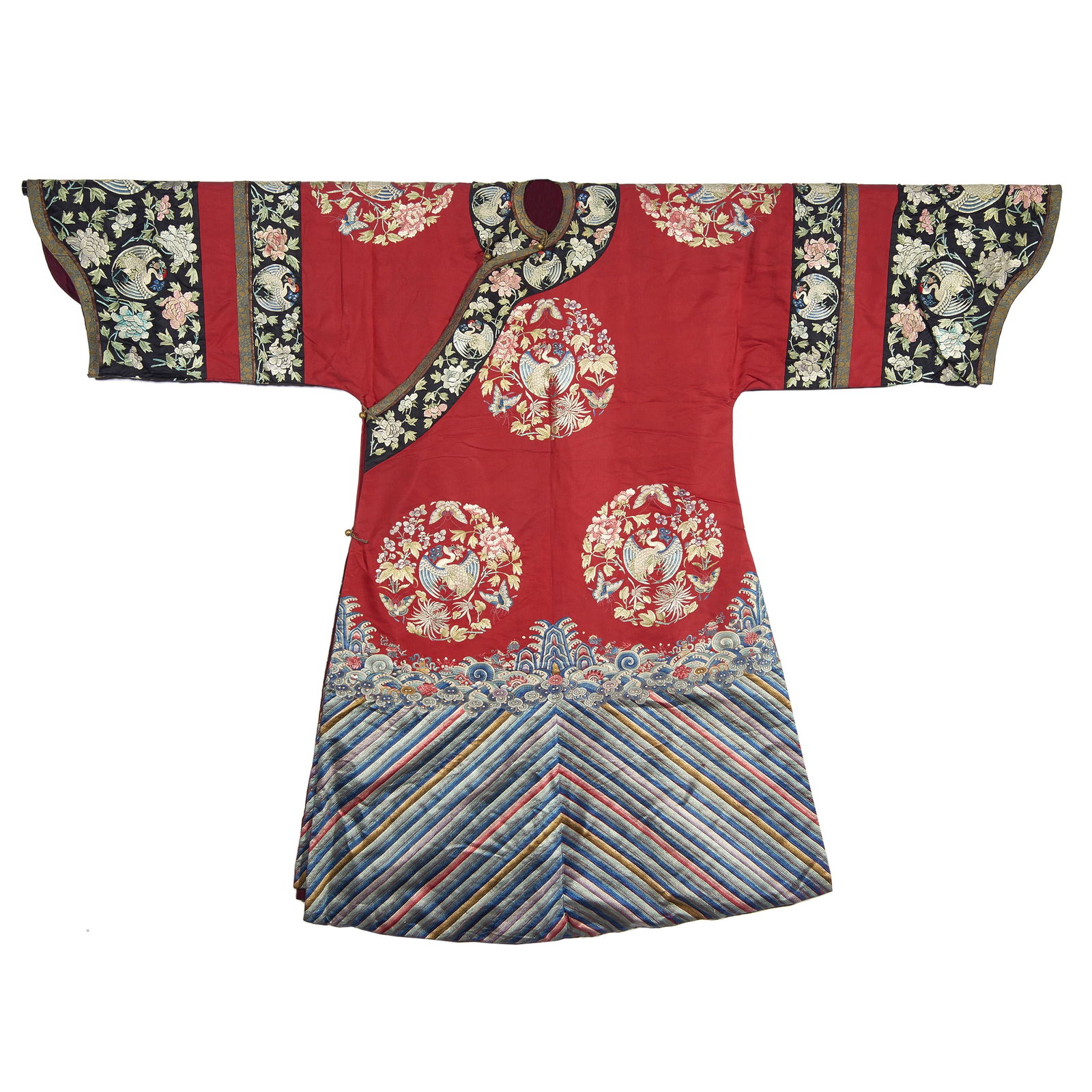 Chinese embroidered red ground lady's informal robe (1 of 4)