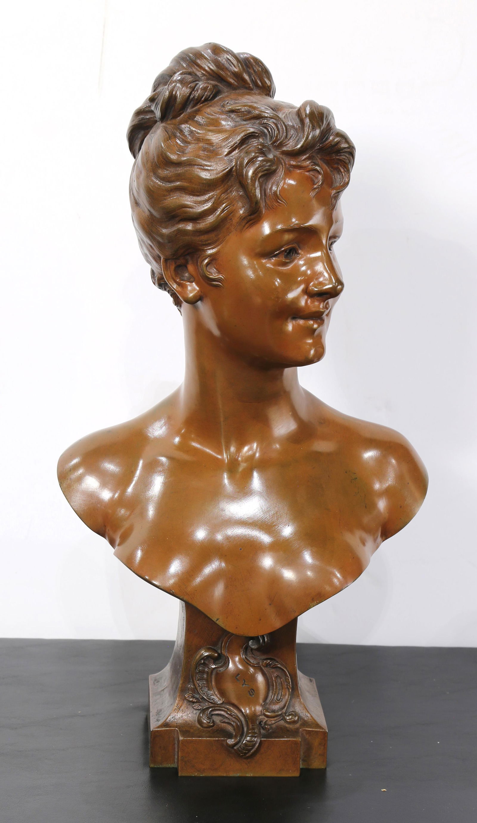 Sculpture, Emile Pinedo (1 of 1)