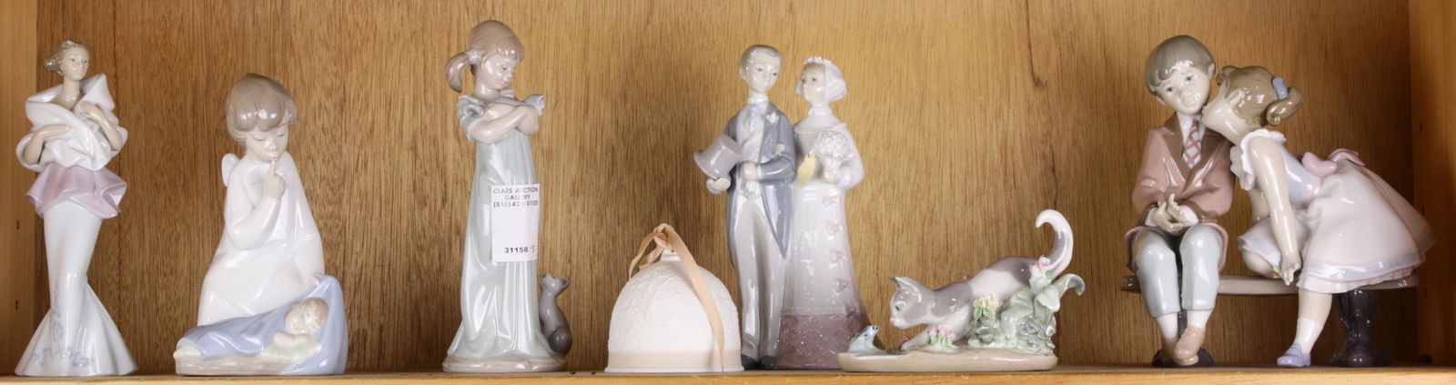 (lot of 7) Lladro ceramic figurines (1 of 1)