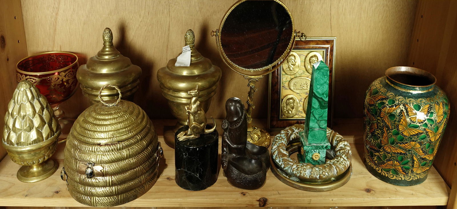 One shelf of gilt bronze and marble decoratives (1 of 1)