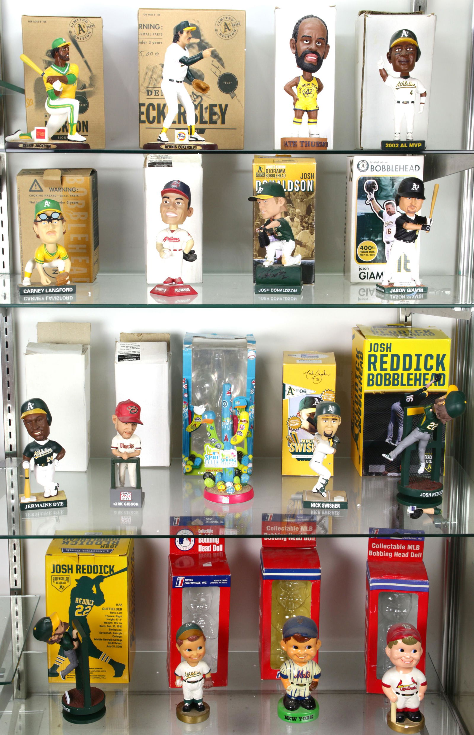 (lot of 16) Collection of baseball bobble heads (1 of 1)