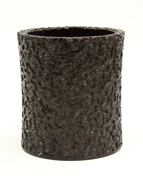 Chinese Wood Brush Pot, Hundred Bats: Chinese cylindrical wood brush pot, the exterior finely carved and incised with an overall pattern of the 'Hundred Bats' (bai fu, a rebus for hundred good fortunes), the base centered by a wood plug, 