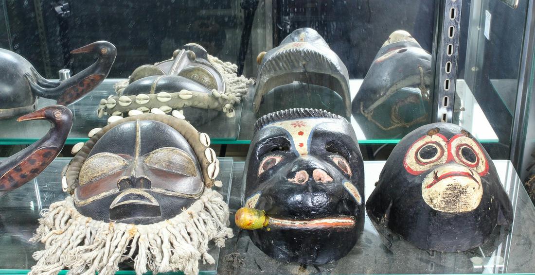 (lot of 6) African or Indonesian masks (1 of 2)