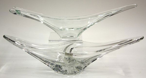 Signed Daum Nancy France free form crystal vases: (lot of 2) Signed Daum Nancy France free form crystal vases both having an etched signature at base, largest 6''h x 23''w