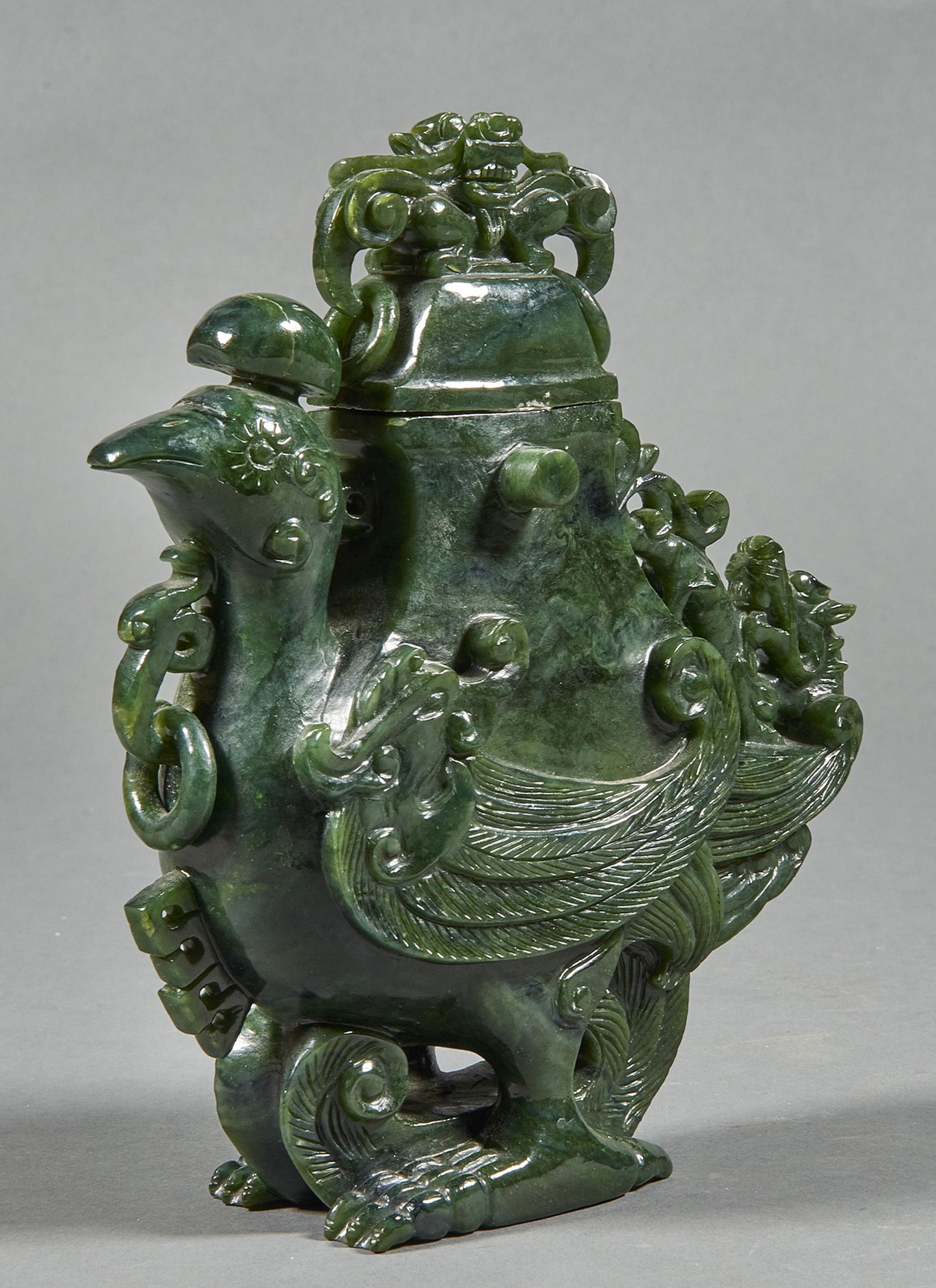 Chinese spinach jade vase and cover (1 of 3)