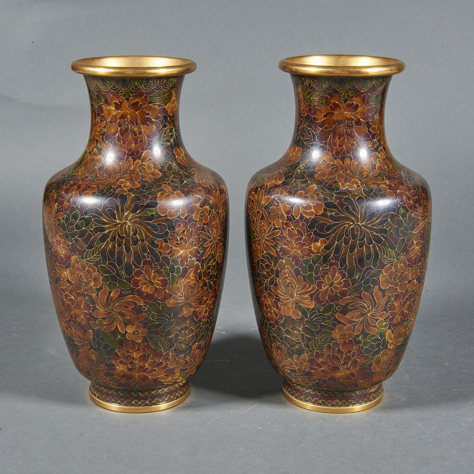 (lot of 2) Chinese cloisonne enamel vases (1 of 2)