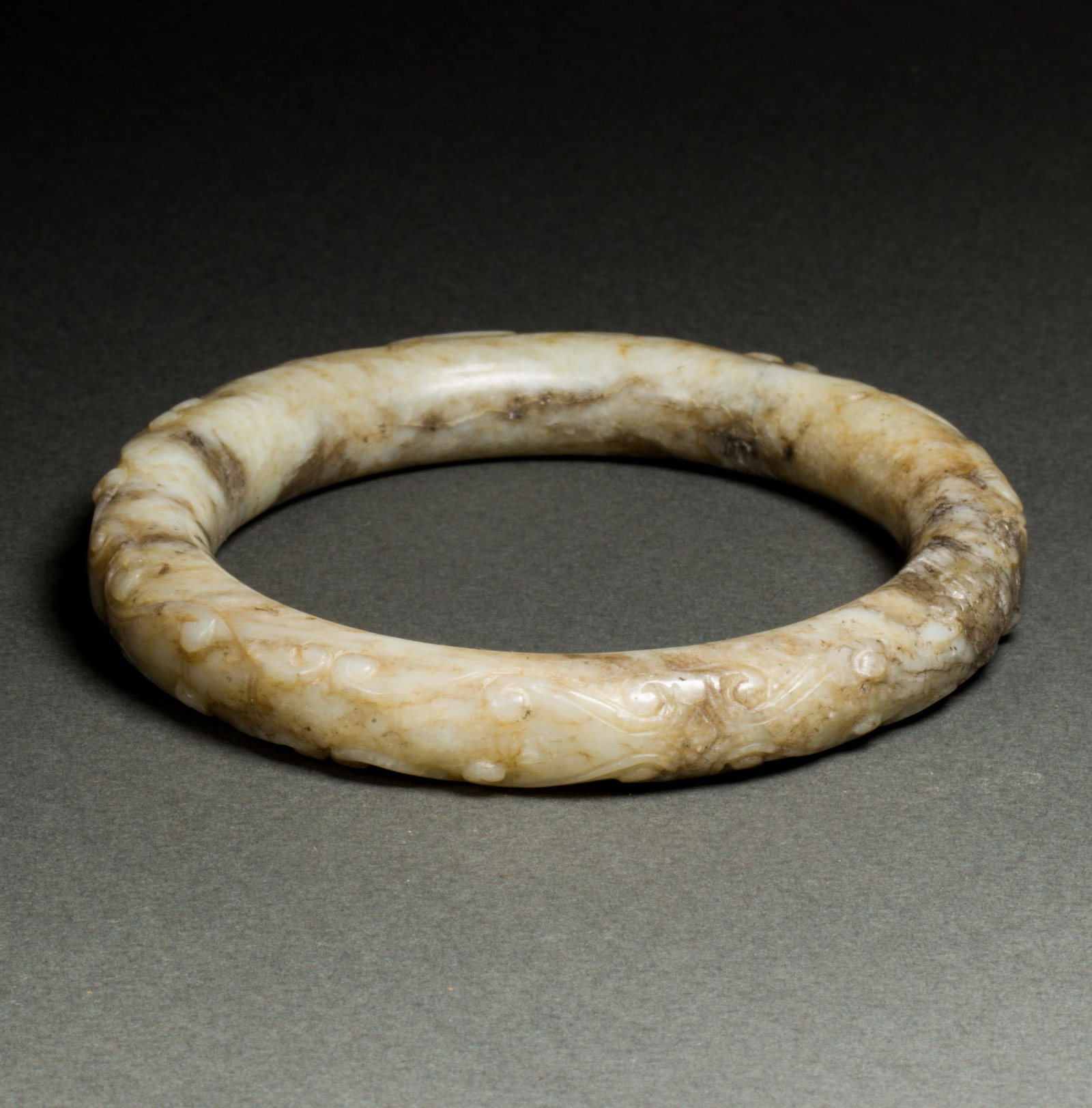 Chinese jade bangle (1 of 2)