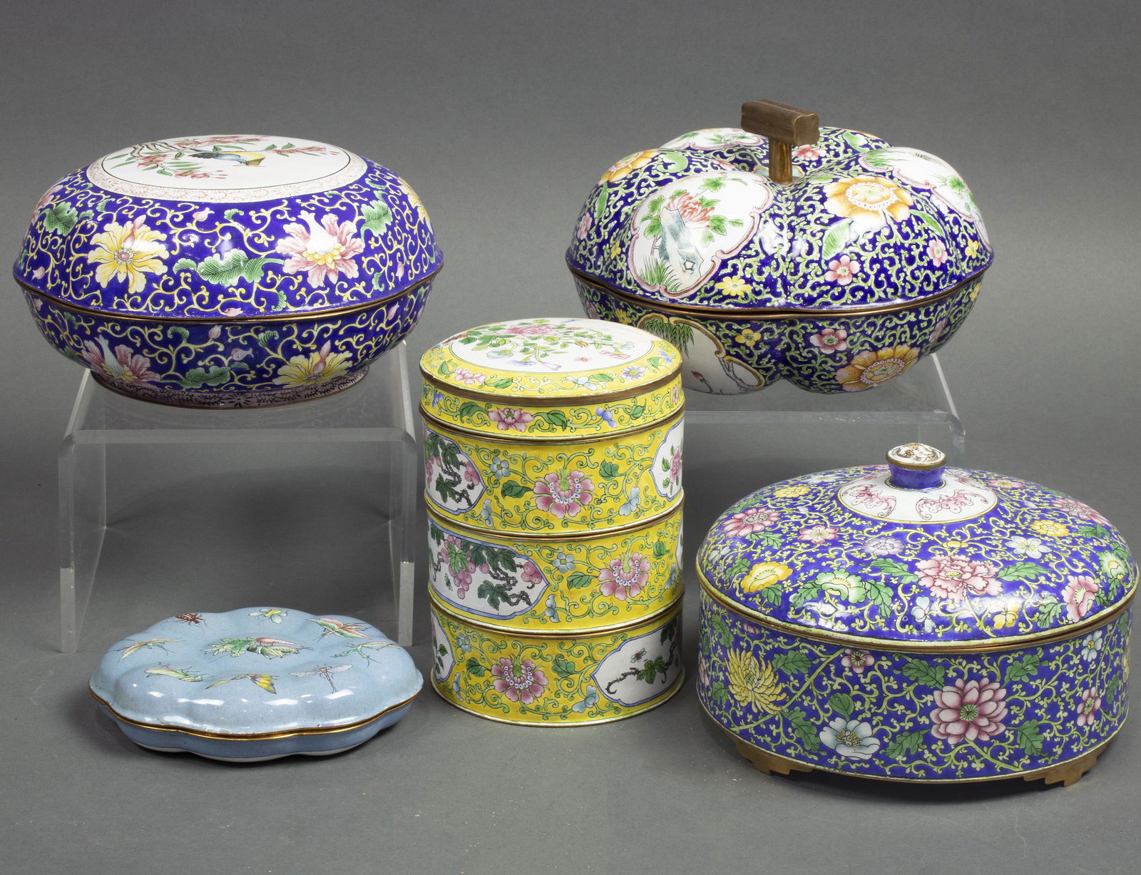 (lot of 5) Chinese Canton enamel boxes (1 of 2)