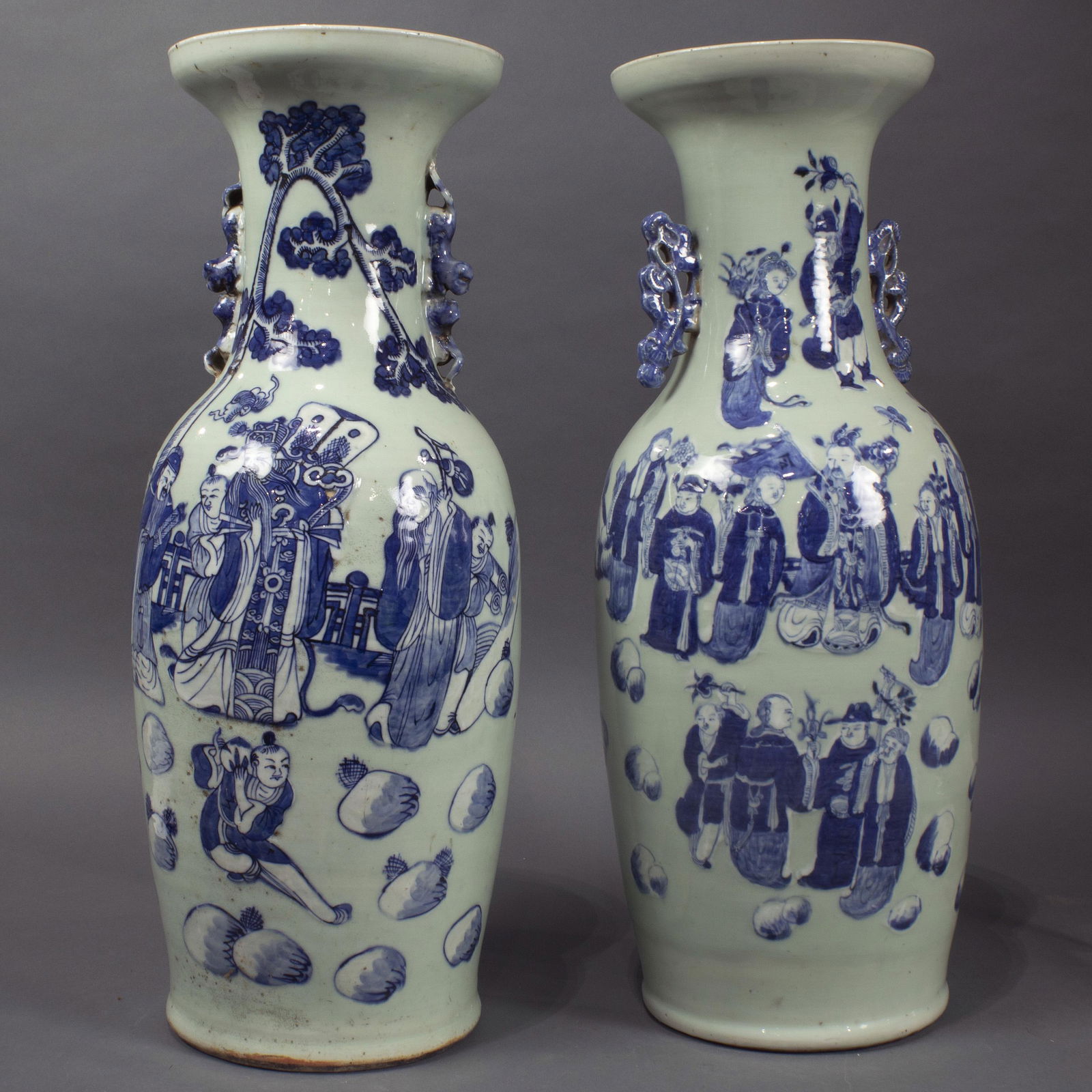 (lot of 2) Chinese blue and white vases (1 of 1)