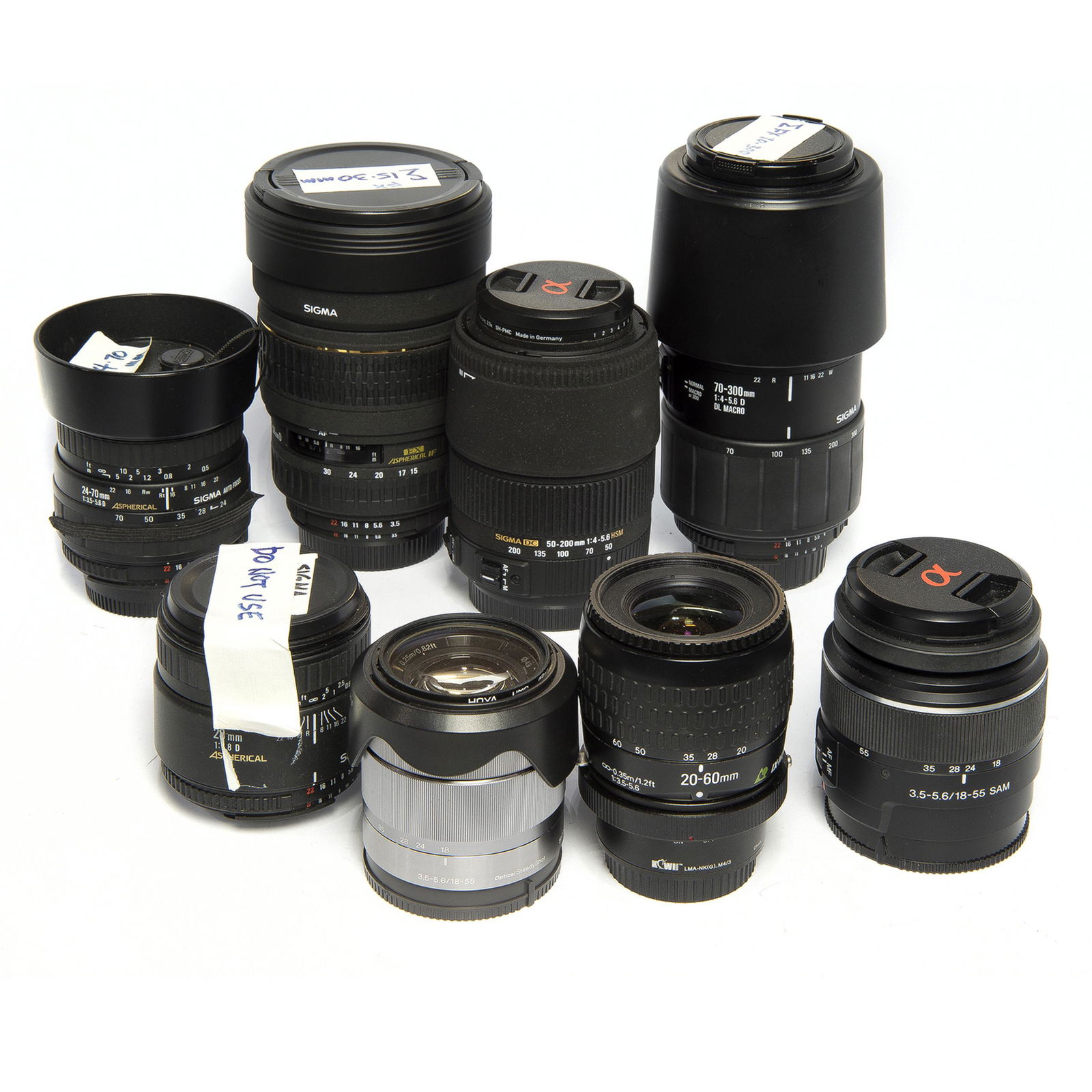 (lot of 8) Nikon, Sigma, and Sony Autofocus Lens Group: (1 of 1)