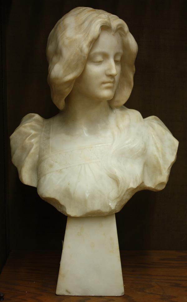 Italian alabaster sculpture of a young lady: Italian marble sculpture of a young beauty, the well carved example executed in the romantic style and raised on a square flaring base 22.5''h x 14''w