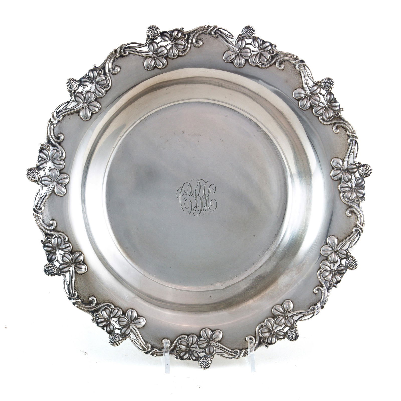 A San Francisco Art Nouveau sterling strawberry bowl (1 of 2)