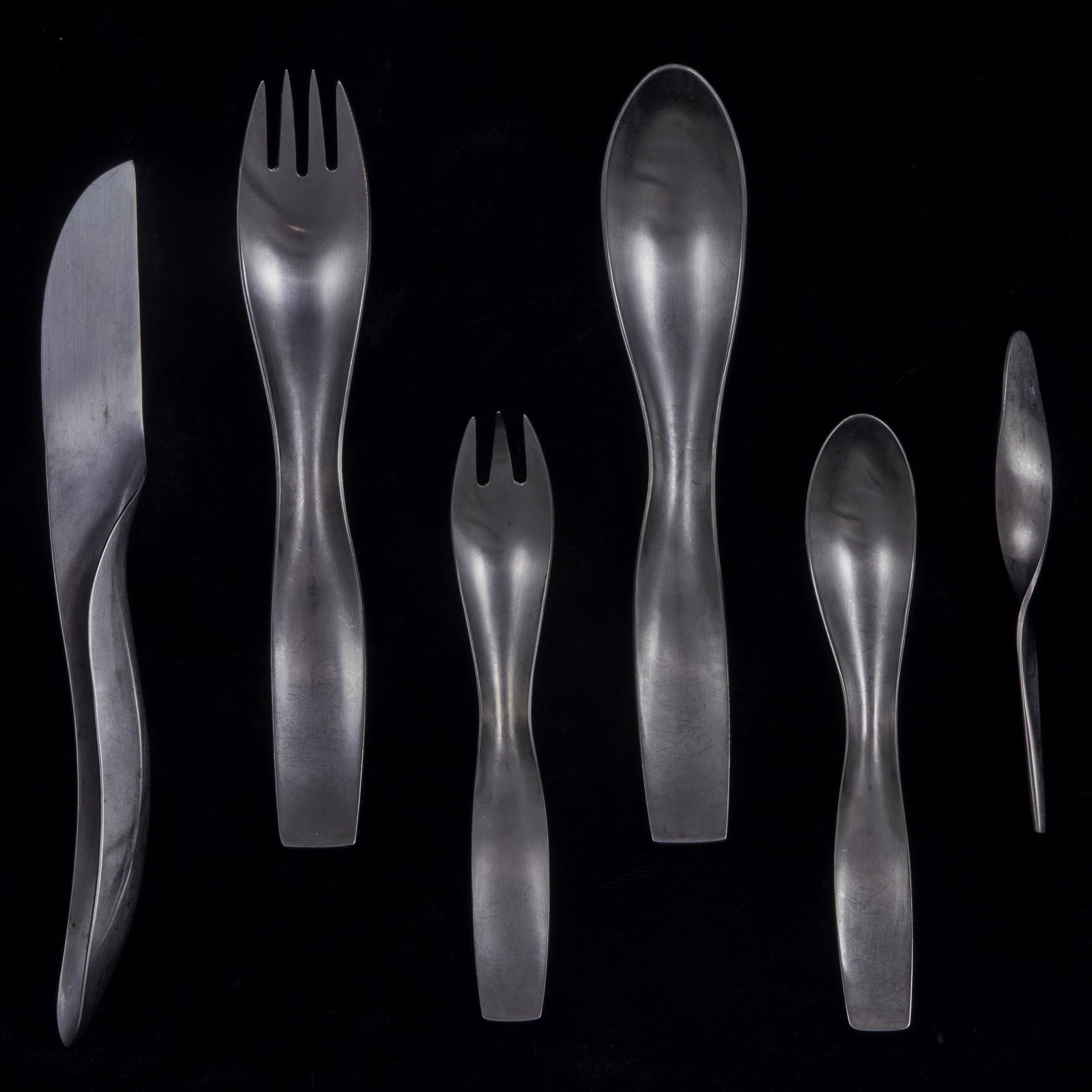 Janos Megyik, Danube flatware service (1 of 3)