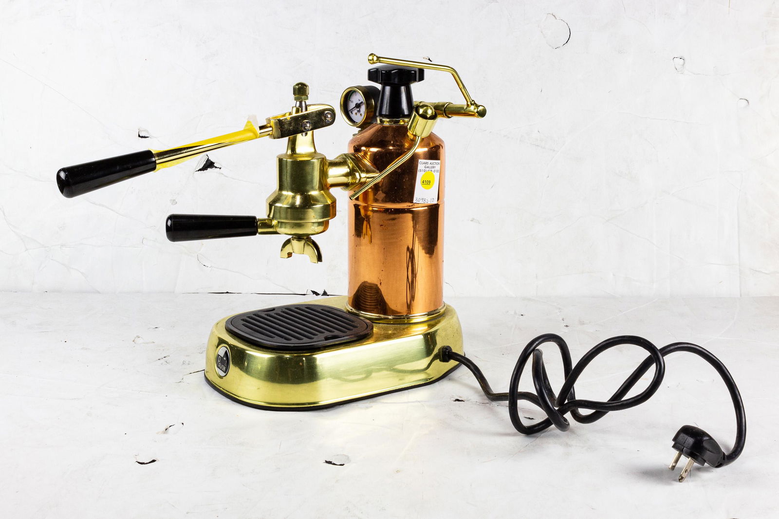 A La Pavoni Modello Professional Espresso Machine (1 of 2)