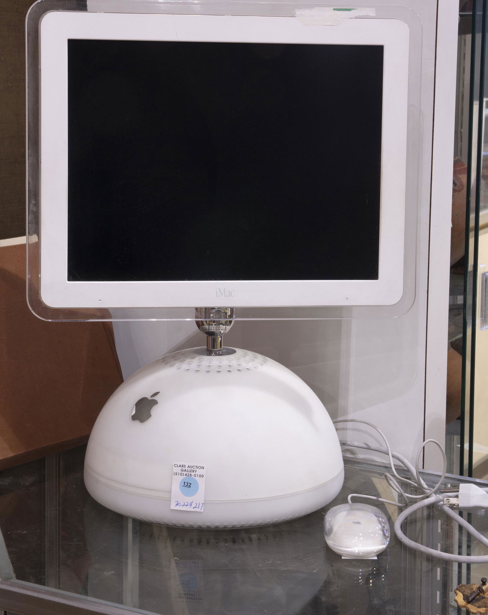 Apple iMac monitor and apple mouse (1 of 1)