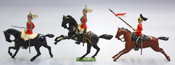 Britains, 2nd Dragoon Guard & 1st Life Guards: (lot of 17) Britains, lead military figures, includes four 2nd Dragoon Guards(Queen's Bays), thirteen 1st Life Guards, all mounted on horses, displaying lances and sabres