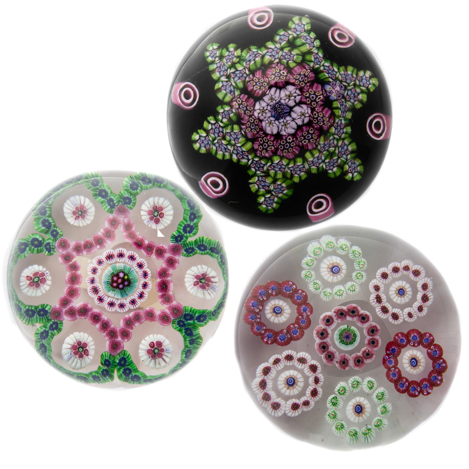 A (lot of 3) Baccarat style garland or floral round (1 of 7)