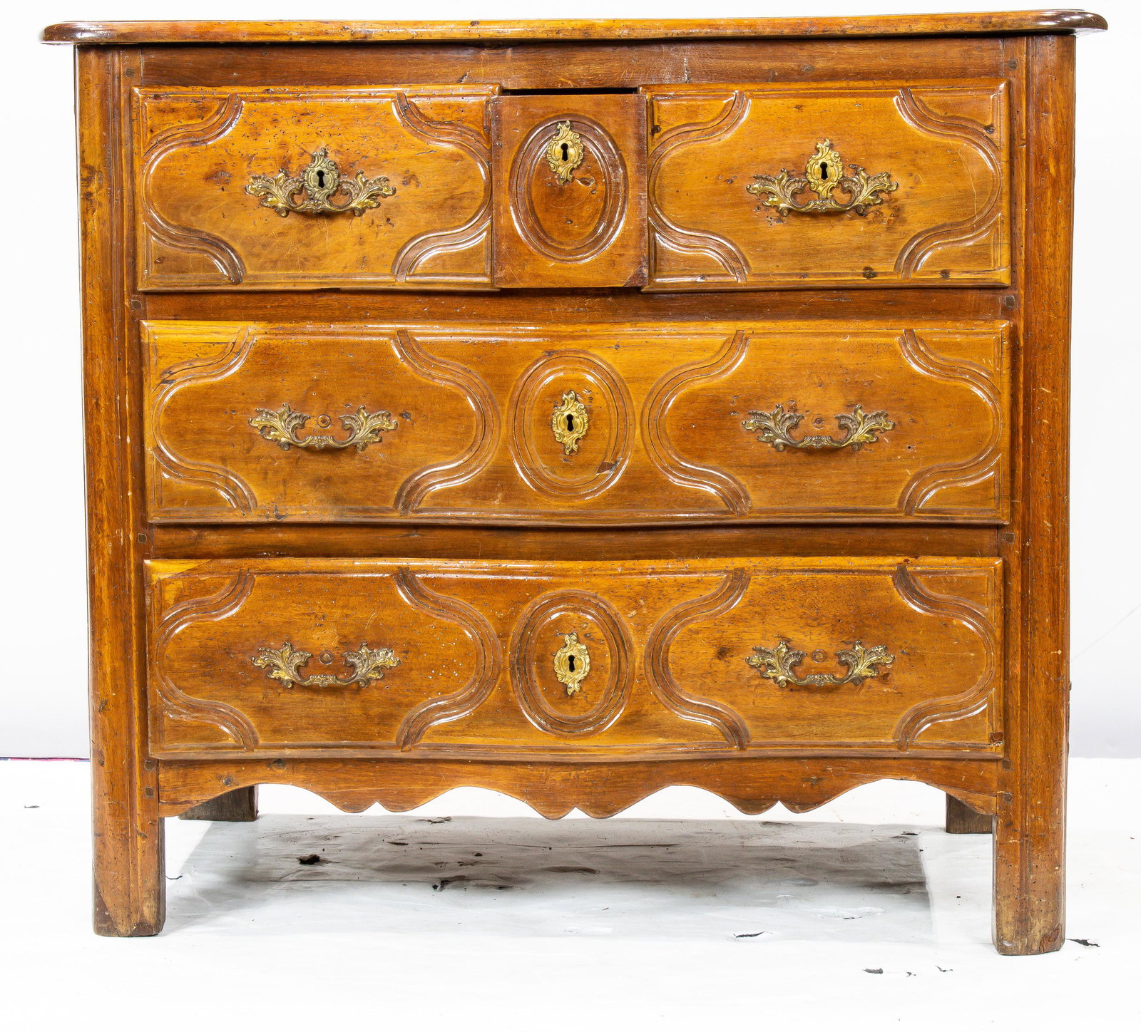 Louis XV commode 18th century (1 of 4)