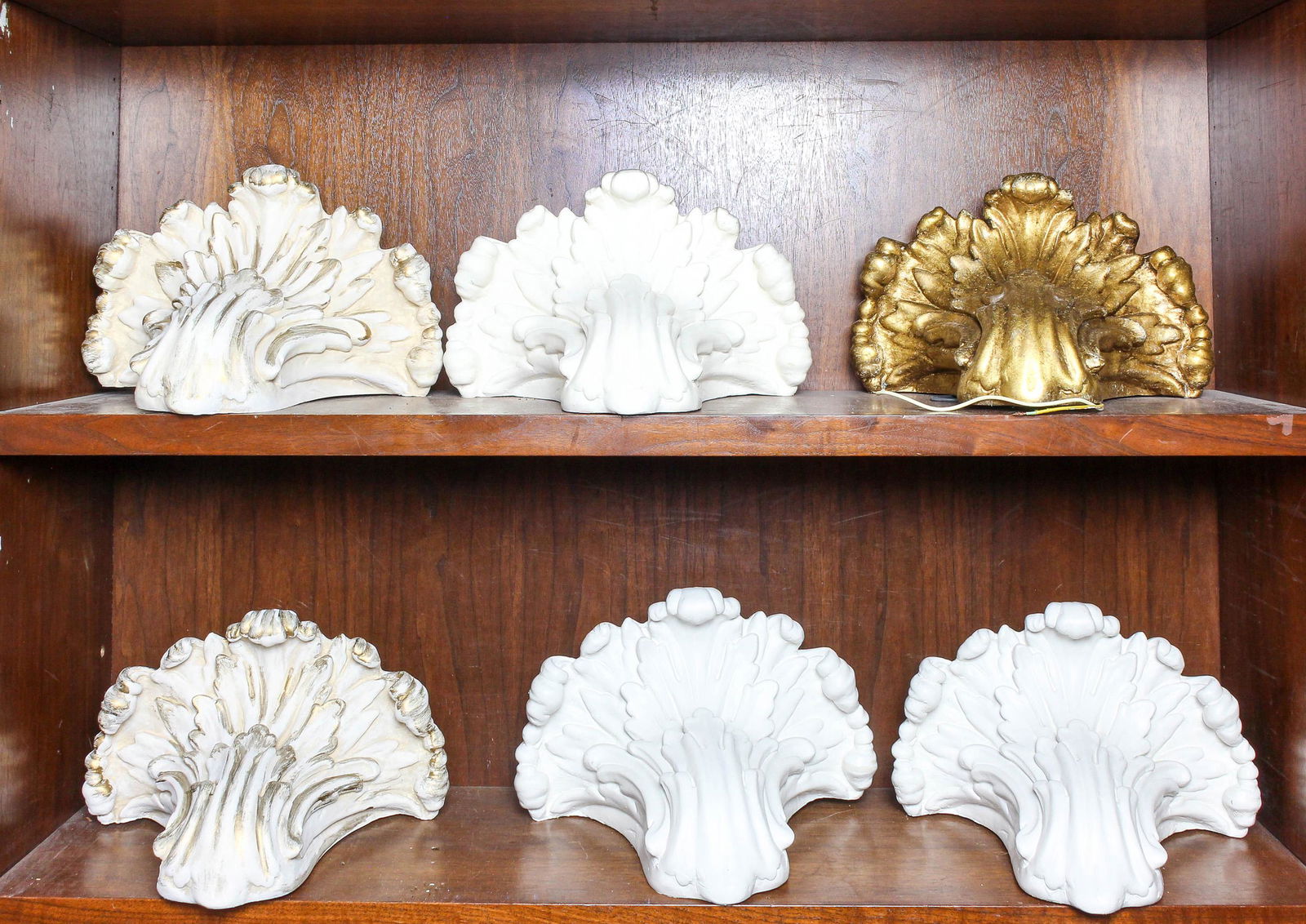 (lot of 6) Neoclassical style leaf cast plaster (1 of 1)