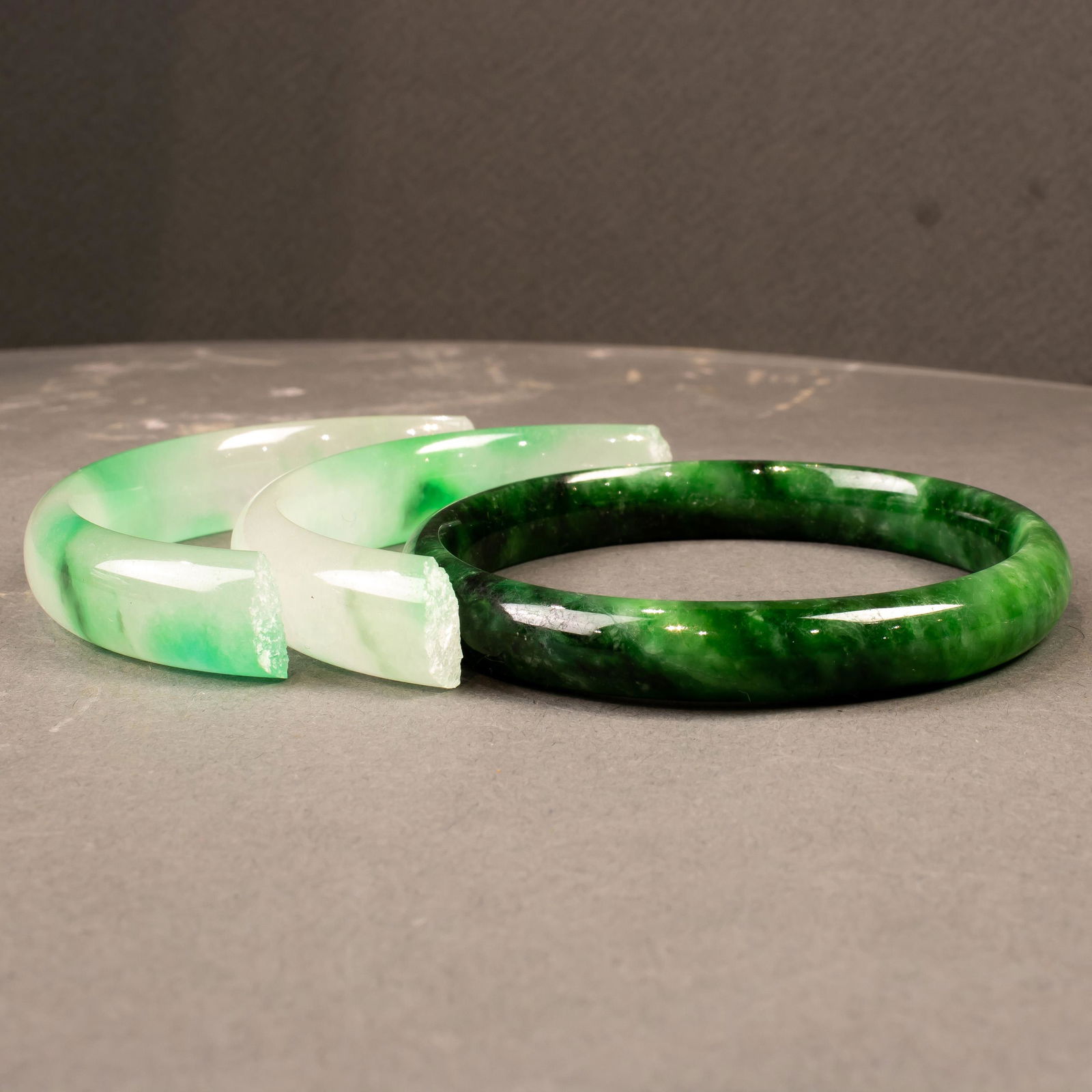 (lot of 2) Chinese jadeite bangles (1 of 1)