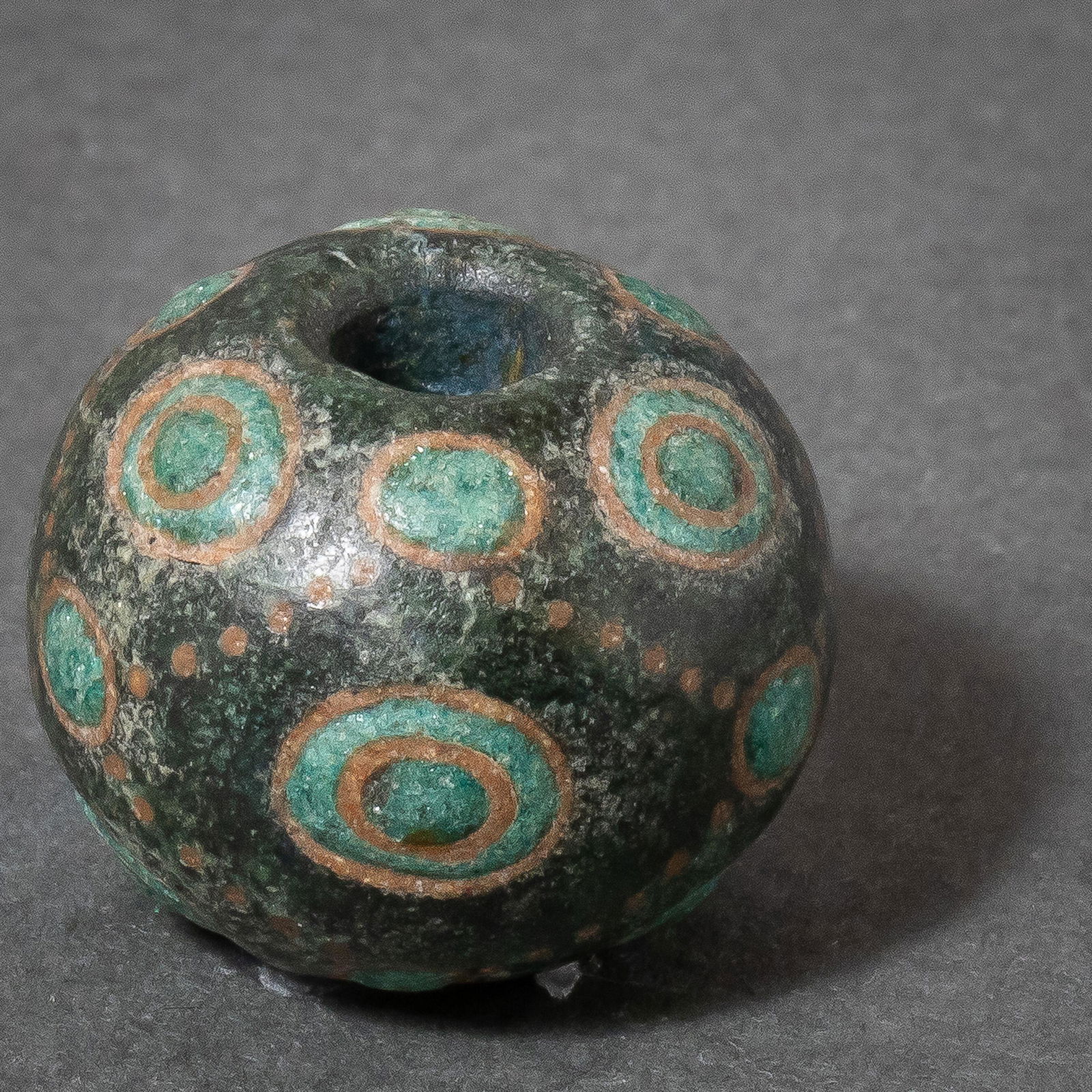 Chinese Warring States period glass bead (1 of 2)