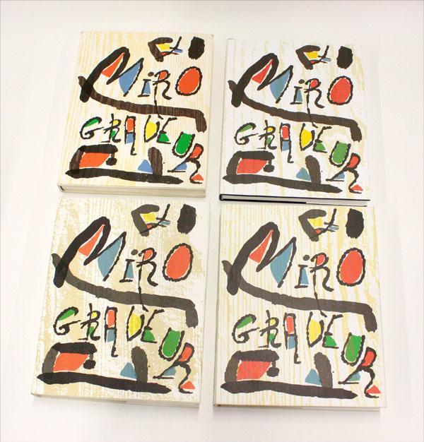 Book, Miro Graveur, Dupin Jacques 4 Volumes: (lot of 4) Miro Graveur, Dupin Jacques, volume I 1928-1960, volume II 1961-1973, volume III 1973-1975, volume IV 1976-1983, four volumes 1984-2001, Spanish edition, with 12 original woodcuts in color,