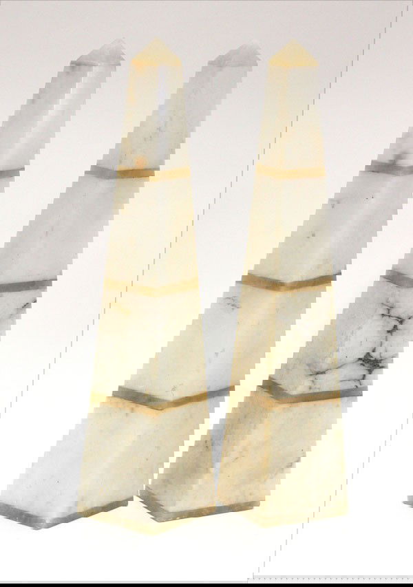 Onyx obelisks: Pair of onyx obelisks, circa 1930