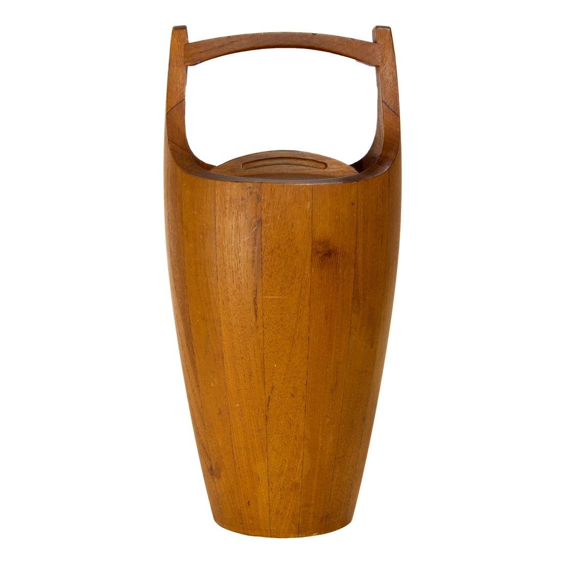 Jens Quistgaard for Dansk teak ice bucket (1 of 3)