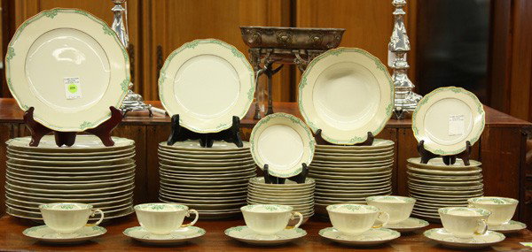 Krautheim Selb Bavarian table service: (lot of 105) Krautheim Selb Bavarian table service for thirteen, having a gilt and floral decorated rim on a cream ground, consisting of seventeen dinners 10'', nineteen salads 8'', eighteen soups 8''