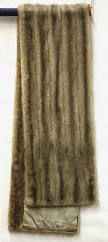 Three mink wraps: Three mink wraps