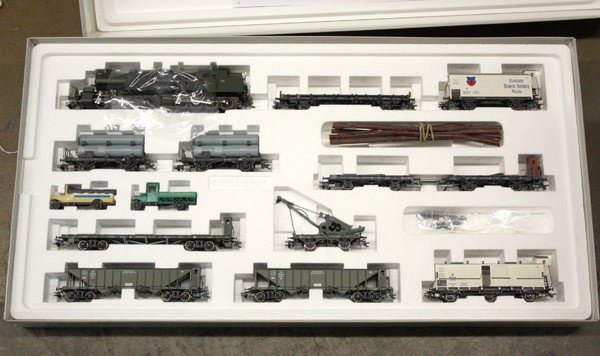 Marklin HO model train set: Marklin digital HO model train starter set, Bavarian Freight Train, serial number 26960, includes 13 cars and accessories