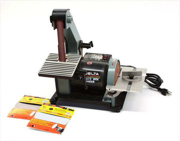 Delta belt disk sander: Delta belt/disk sander, 1/4 HP, 120 volt sander having a 1''belt, and 5'' disk sanders, 14.5''h x 14.5''w