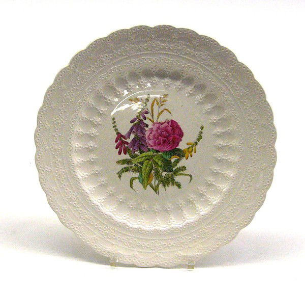 Copeland Spode table service: (lot of 73) Copeland Spode partial table service for fourteen, each having a patterned lace border centering the floral spray, comprising dinners 10.5'', salads 8'', saucers with six cups, thirteen br