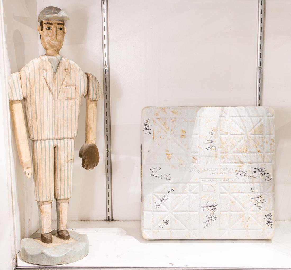 (lot of 2) Oakland A's baseball base bearing autographs (1 of 1)