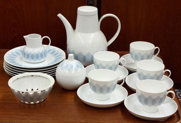 Bjorn Winblad, Rosenthal coffee service: (lot of 21) Bjorn Winblad (1918-2006) Rosenthal porcelain coffee service, including a coffee pot, and stand, six luncheon plates, creamer, sugar bowl with lid, five cups, six saucers, all marked with