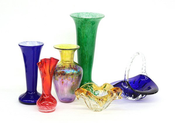 Lot of Art Glass: (lot of 6) Art glass including a signed Robert Held mottled irridescent vase, cobalt to clear basket, trumpet form vases having emerald and cobalt exteriors with frosted streaked interiors, amberina f