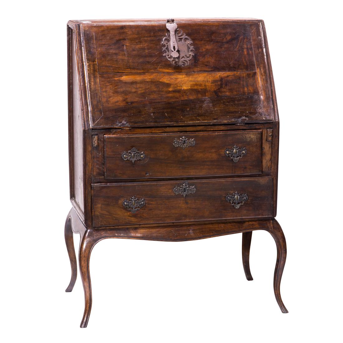 An Italian slant front desk (1 of 4)