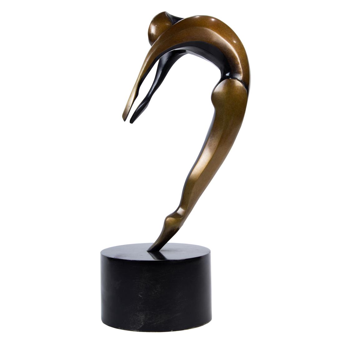 Sculpture, Robert Holmes (1 of 3)