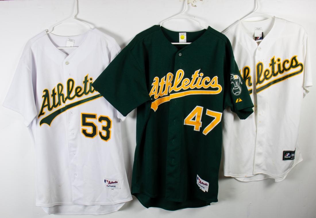 (lot of 7) Signed baseball jerseys (1 of 3)