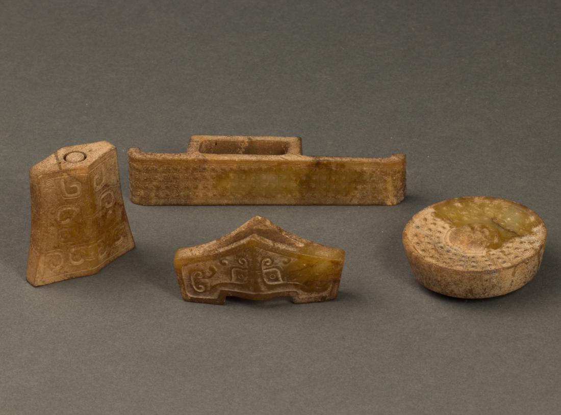 (lot of 4) Chinese archaistic jade carvings (1 of 1)