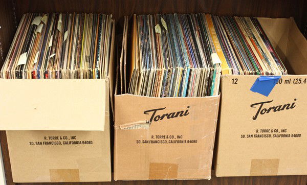 Records, Country LP's: (1 shelf) Records, contained in three boxes, all are 33-1/3 LP's, includes mostly country, artist include Dolly Parton, Kenny Rogers, Conway Twitty, and Tanya Tucker, etc.