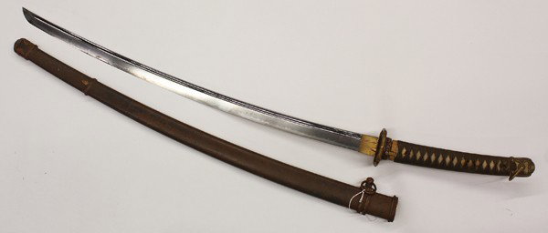 Japanese Katana (Sword), Gendaito, Signed: Japanese sword/katana, gendaito, blade: nagasa 71.5cm (28.125''), torii-zori, chu-kissaki, iori-mune, bo-hi (full/regular hi), ko-itame hada, gunome-midare, mixture of ko nie and nioi, high quality wi