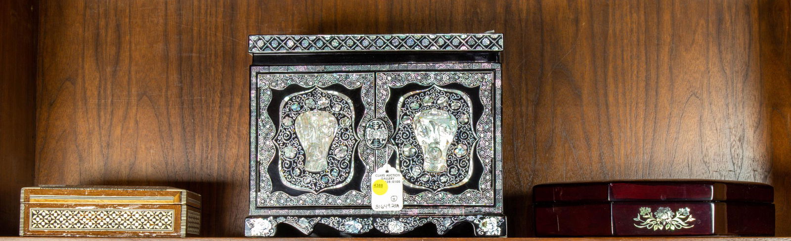 One shelf of associated boxes (1 of 1)