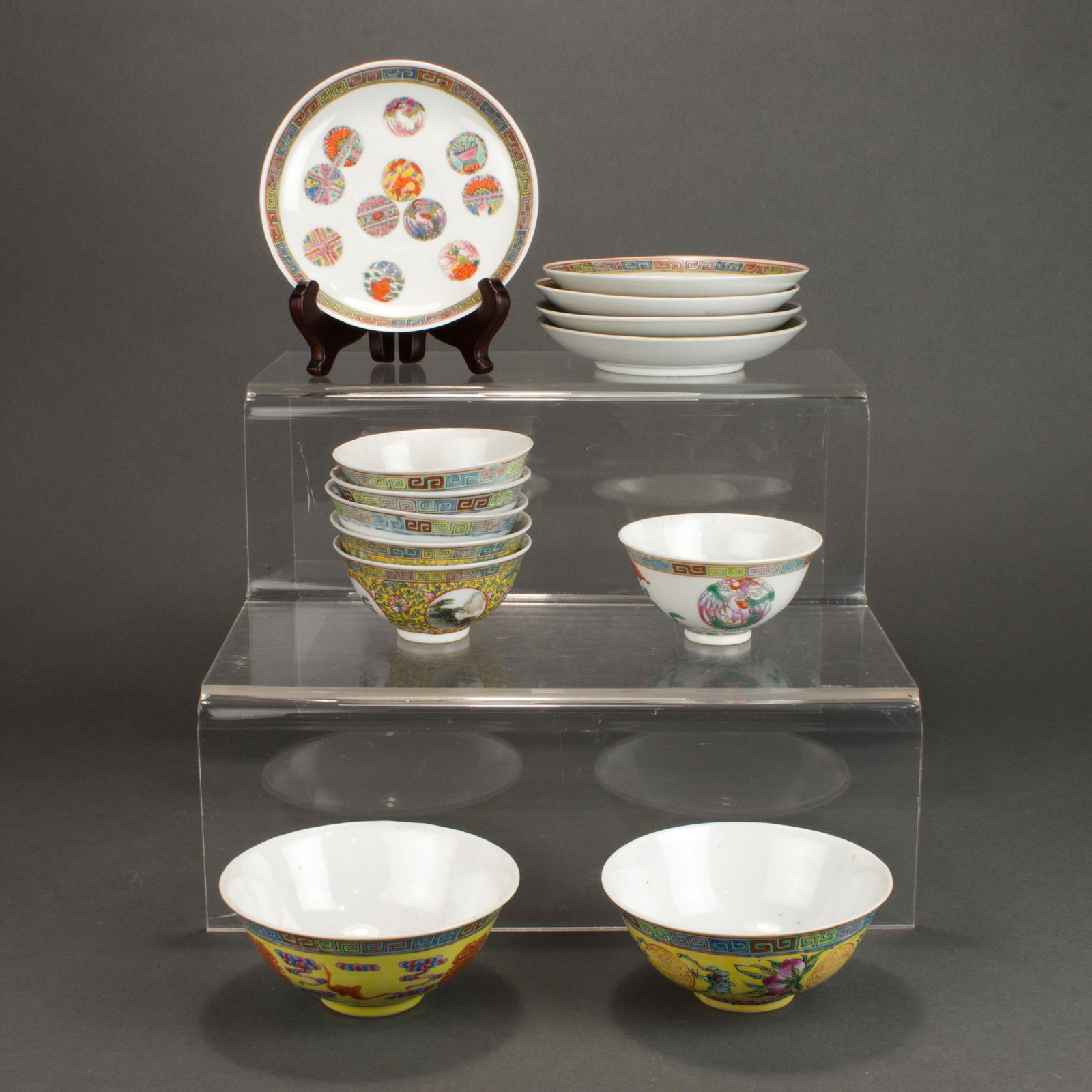 (lot of 13) Chinese famille rose wares (1 of 2)