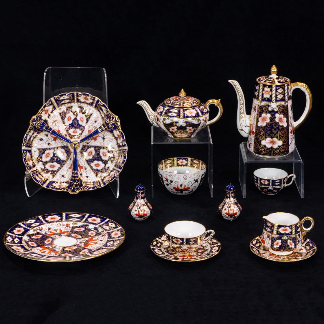 Royal Crown Derby, Traditional Imari Dinner Service, lot of 71 (1 of 3)