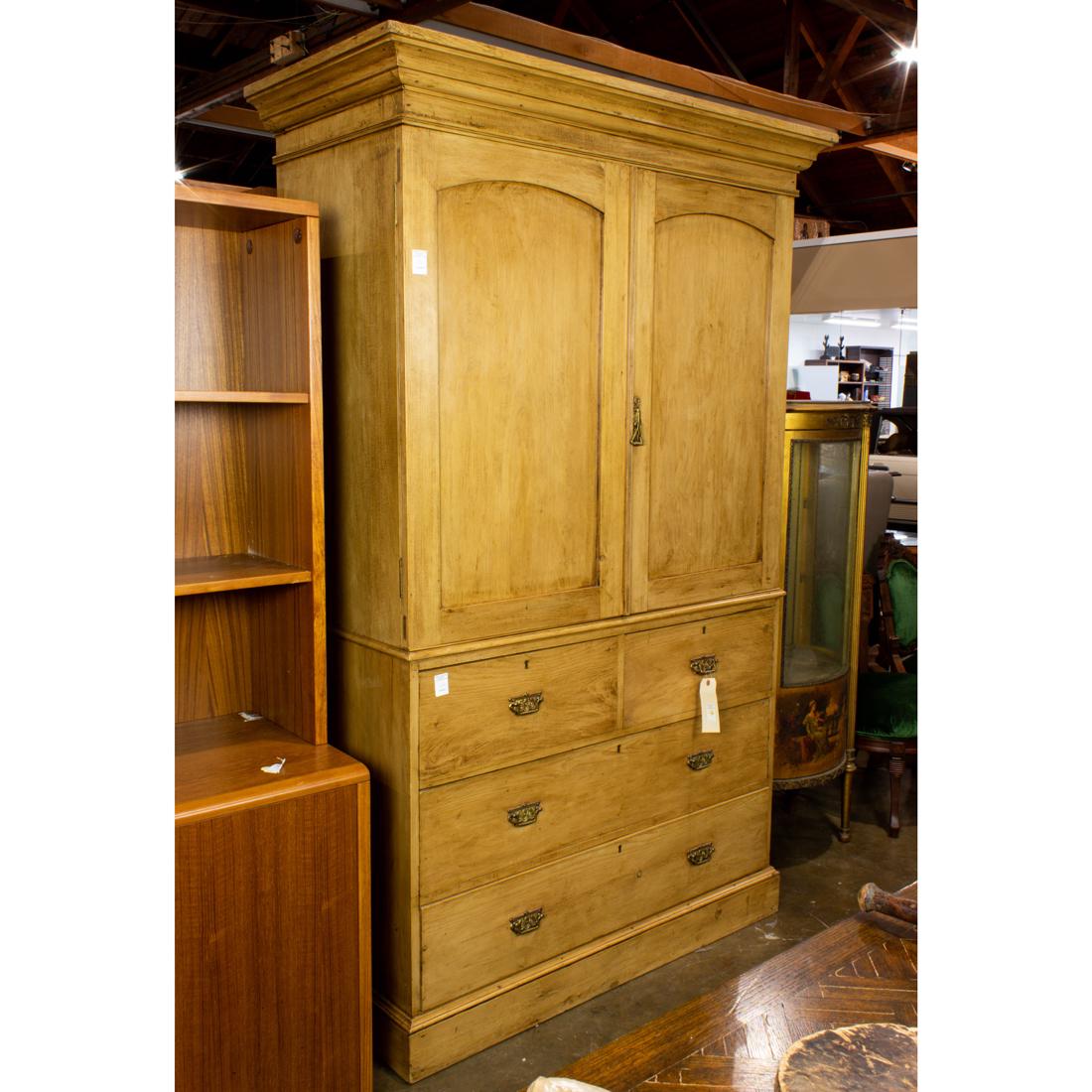 A Country pine linen chest in two parts (1 of 1)