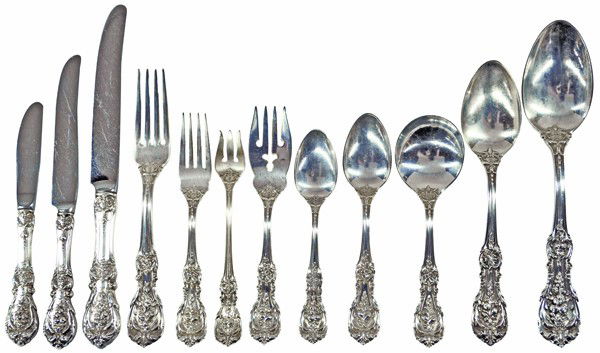 Reed & Barton sterling flatware: Reed & Barton sterling silver flatware service in the ''Francis I'' pattern, designed by Ernest Meyers, 1907, having eleven pieces per place setting, comprising of eight dinner knives and forks; six s
