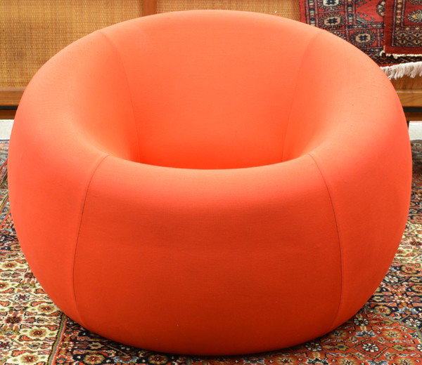 Gaetano Pesce UP1 easy chair: Gaetano Pesce UP1 easy chair, for B&B Italia, circa 1980, from the UP2000 Series, retaining the original red elastic upholstery, labeled ''B&B Italia, Made in Italy,'' 38''dia. x 25''h