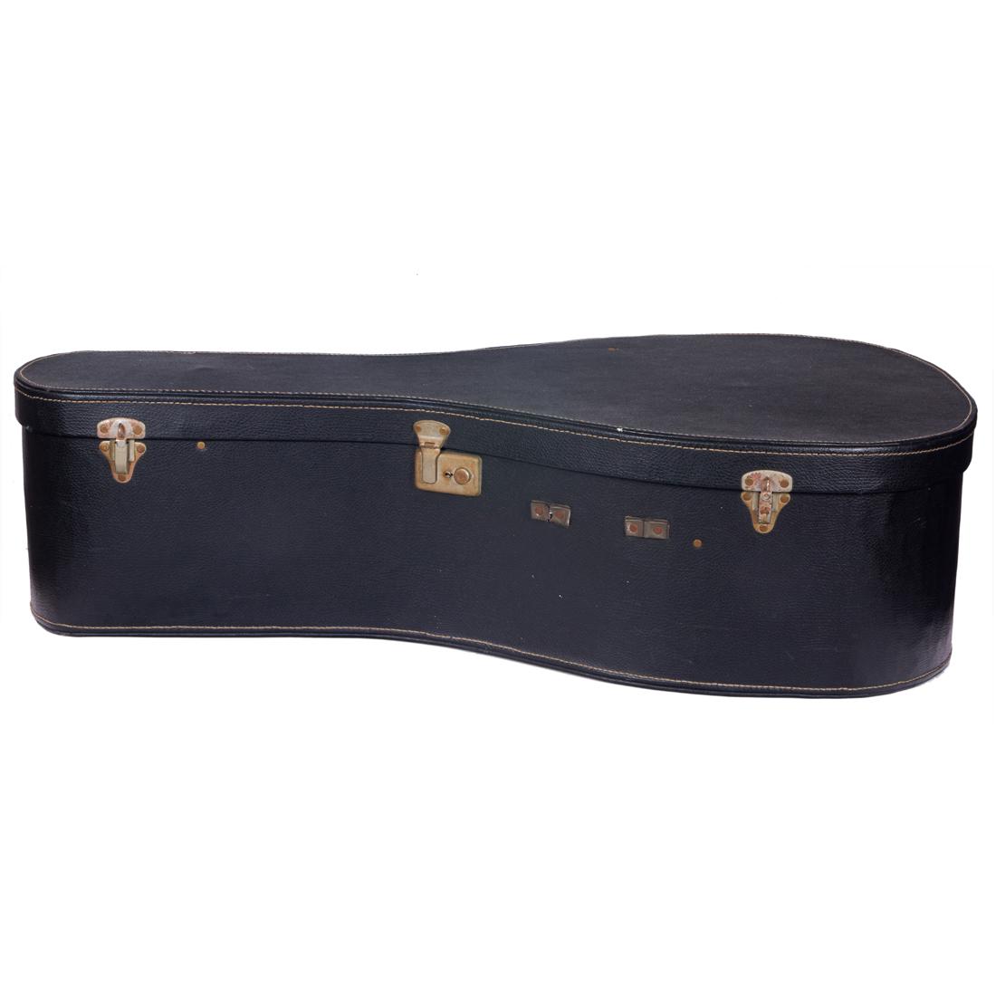 A Syrian Oud, signed Garabed S. Der Bedrossian Damascus (1 of 4)