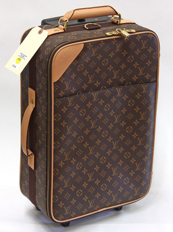 lv rolling duffle bag